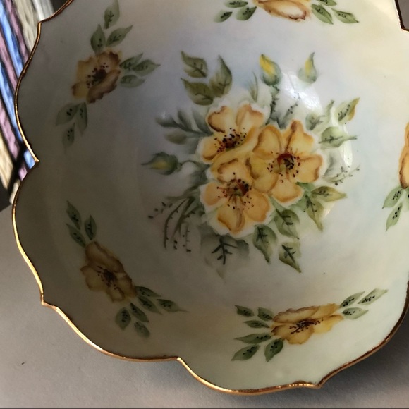 [vintage] Artist Hand Painted Gilded Hibiscus Flower Ceramic Dish - Picture 13 of 14